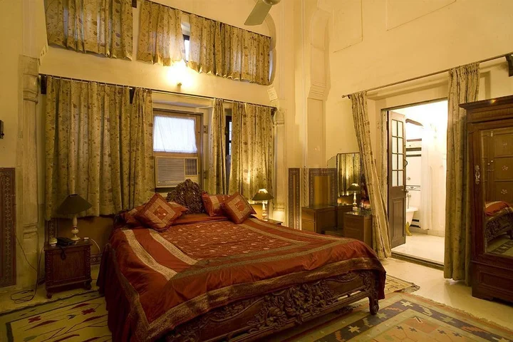 Джайпур: Naila Bagh Palace