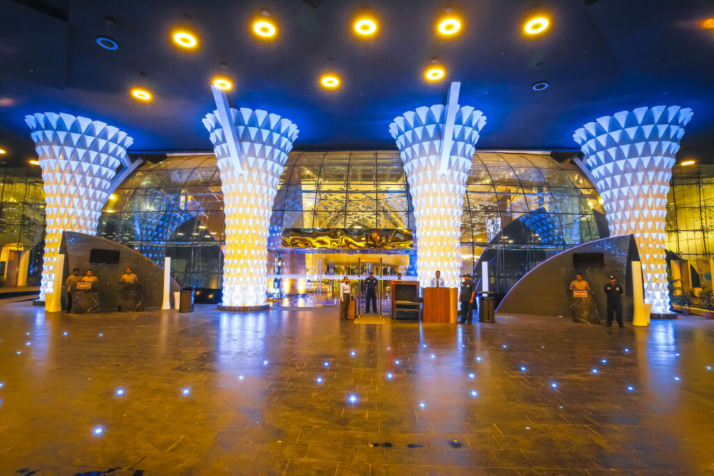 carousel image 5