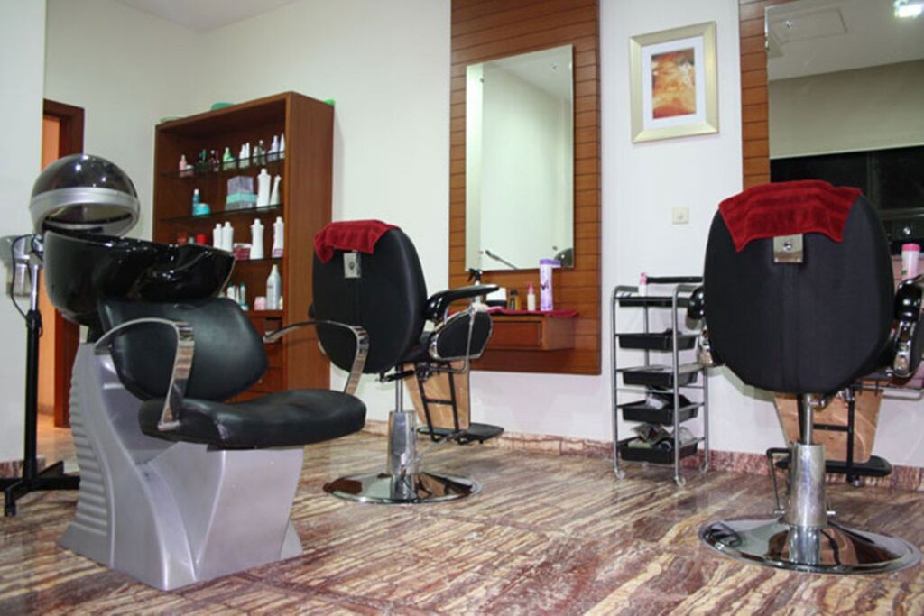 Хоспет: Royal Orchid Central Kireeti