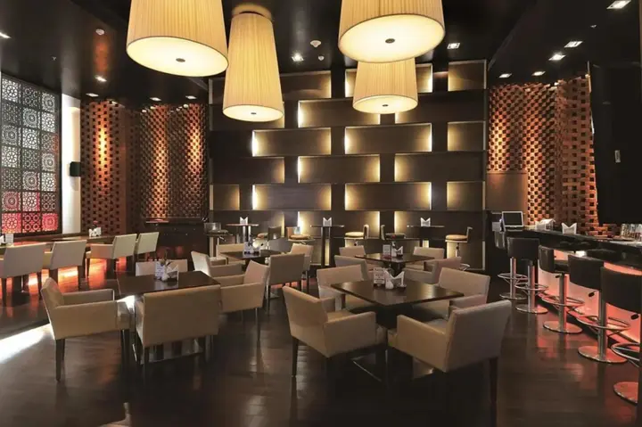 Пуна: Royal Orchid Central Pune