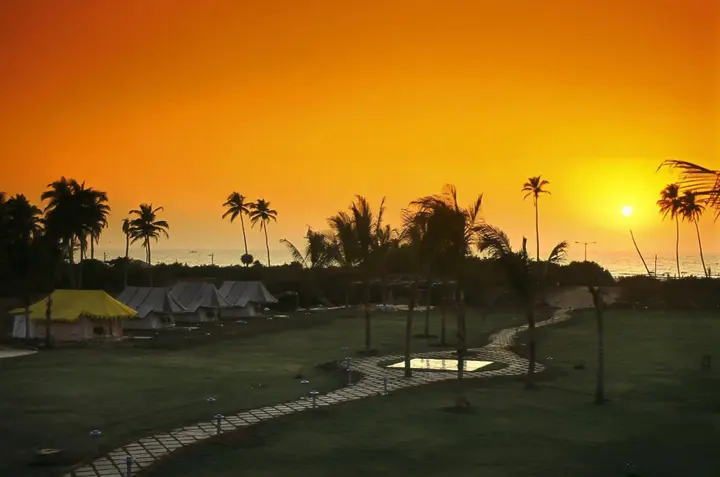 Palahalli: Royal Orchid Brindavan Gardens