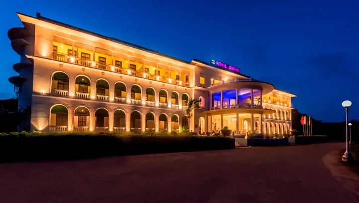 Palahalli: Royal Orchid Brindavan Gardens
