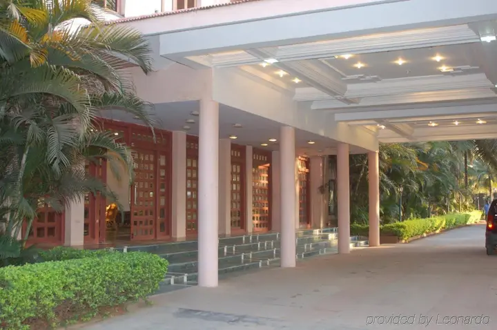Бангалор: Royal Orchid Resort & Convention Centre