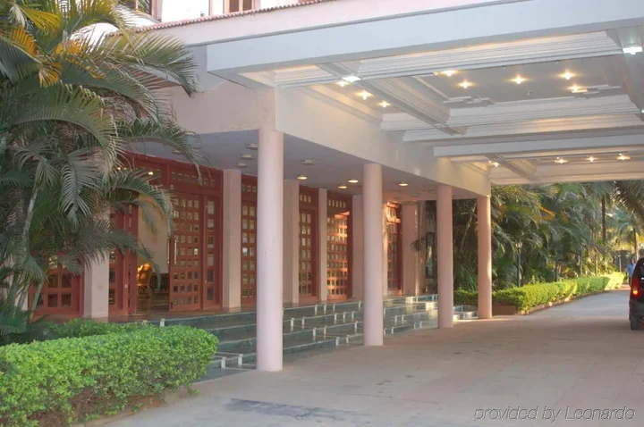 Бангалор: Royal Orchid Resort & Convention Centre