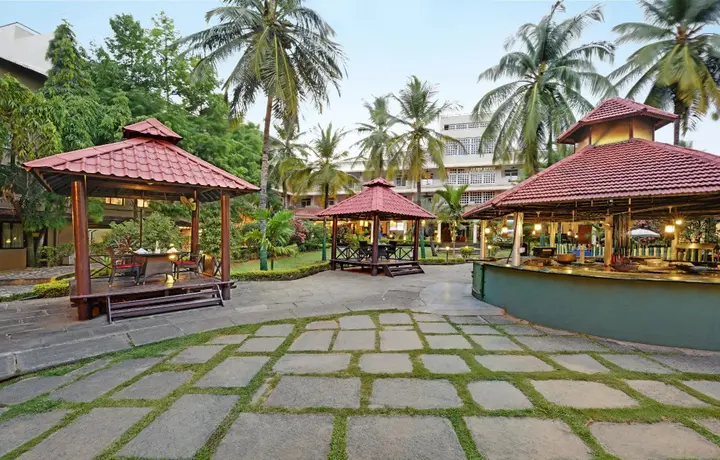 Бангалор: Royal Orchid Resort & Convention Centre