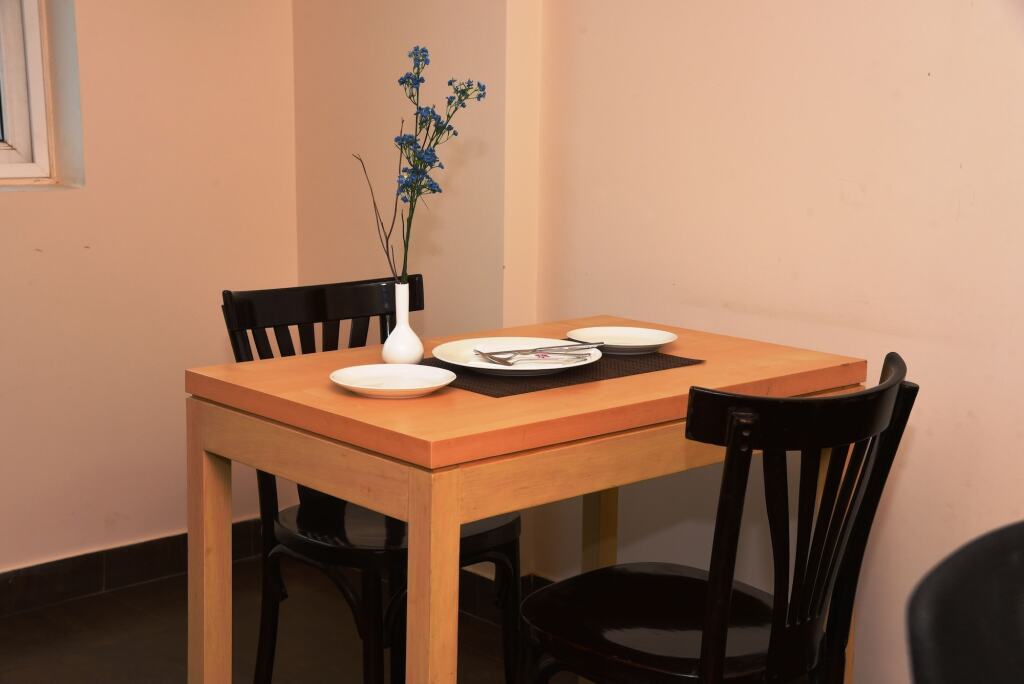 Бангалор: Royal Orchid Suites