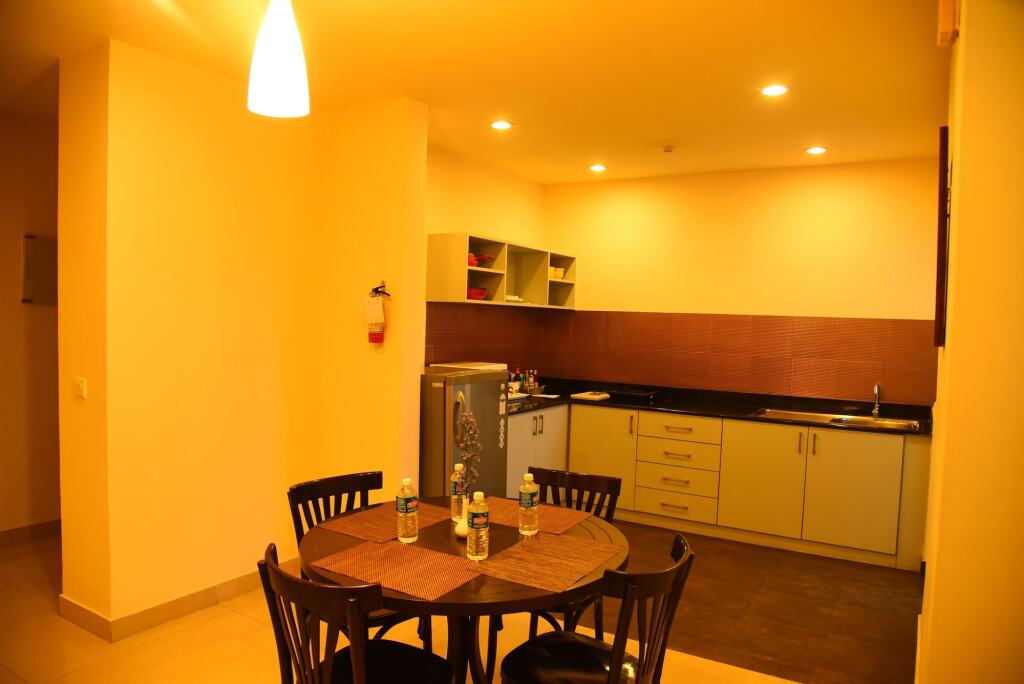 Royal Orchid Suites — фото 6