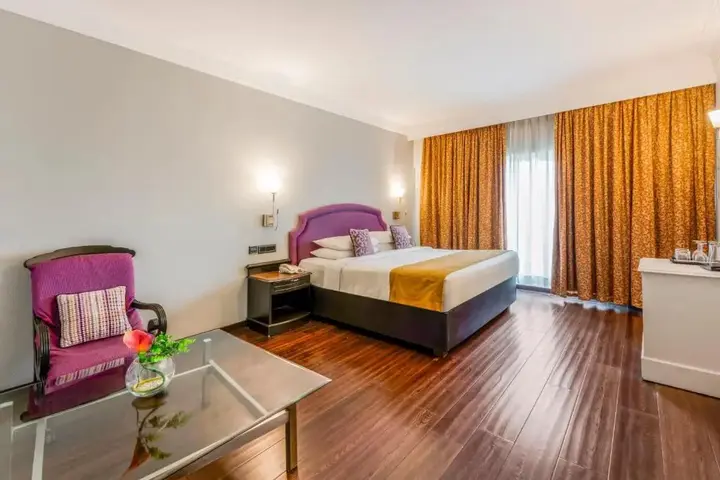 Бангалор: Royal Orchid Central Bangalore, MG Road
