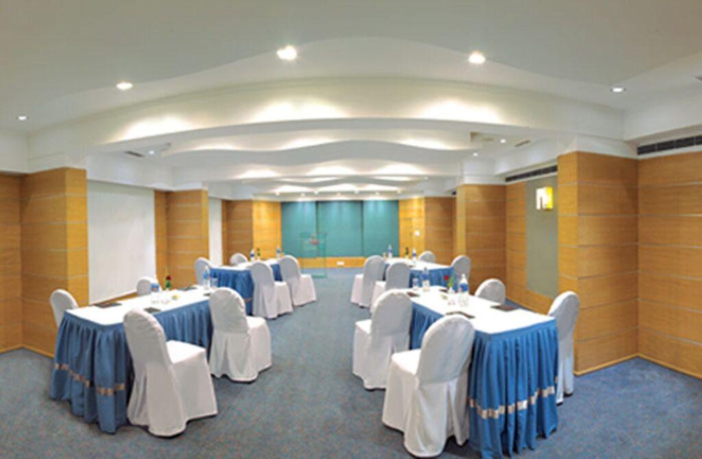 Бангалор: Royal Orchid Central Bangalore, MG Road