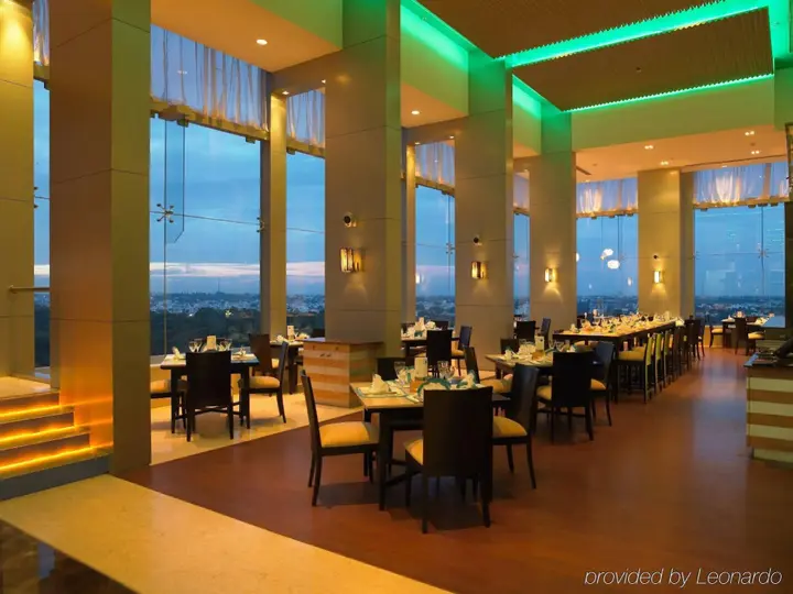 Бангалор: Royal Orchid Central Bangalore, MG Road