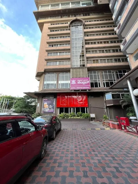 Бангалор: Royal Orchid Central Bangalore, MG Road