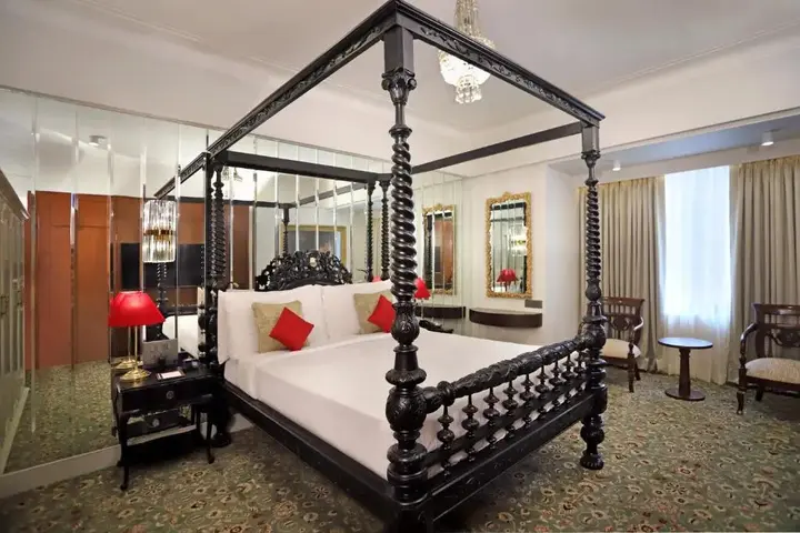 Мумбаи: The Ambassador, Mumbai