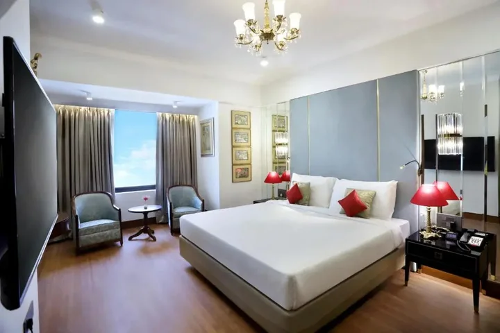 Мумбаи: The Ambassador, Mumbai