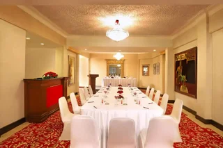 Мумбаи: The Ambassador, Mumbai