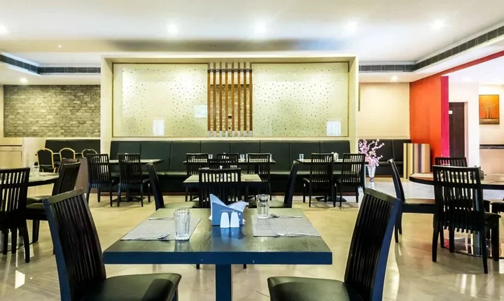 Пуна: Mapple Adhwryou Pune