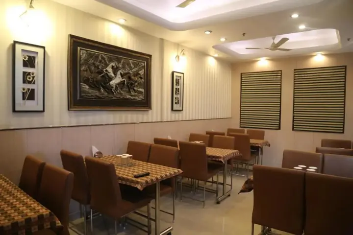 Нью-Дели: Hotel Aster Inn