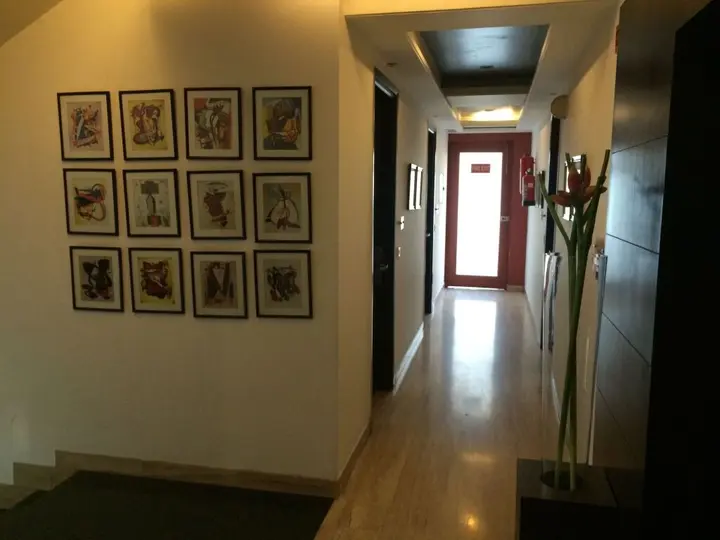 Нью-Дели: Emblem Hotel, New Friends Colony