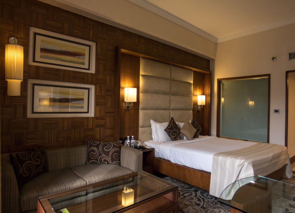 Гуруграм: The Bristol Hotel