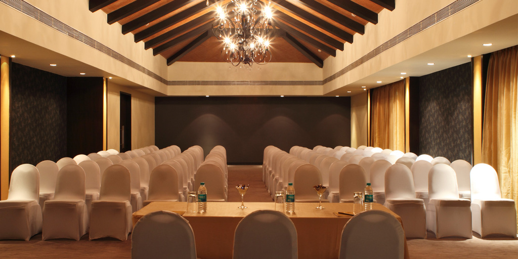 Кандолим: O Hotel Goa, Candolim Beach