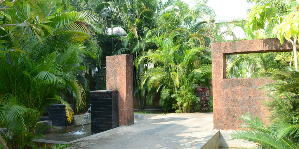 Кандолим: O Hotel Goa, Candolim Beach