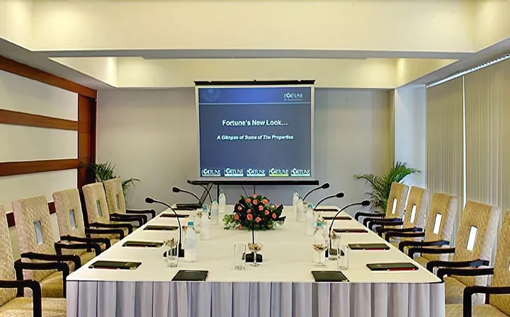 Пуна: Fortune Inn Jukaso Pune