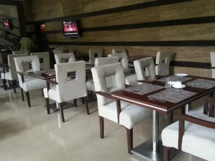Пуна: Fortune Inn Jukaso Pune
