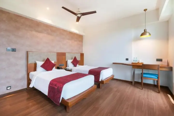 Пуна: Fortune Inn Jukaso Pune