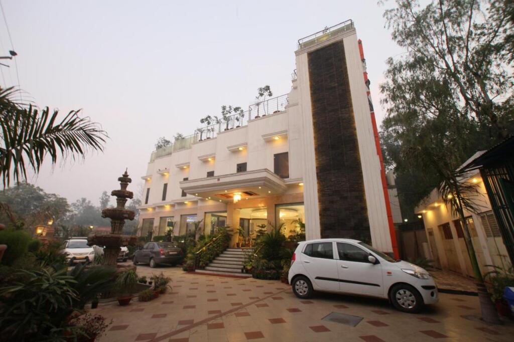 Агра: Hotel Taj Resorts