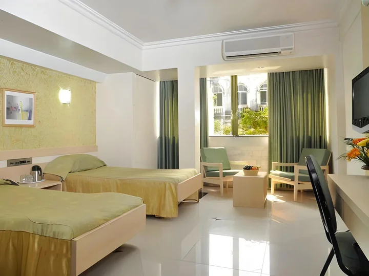 Мумбаи: Diplomat Hotel
