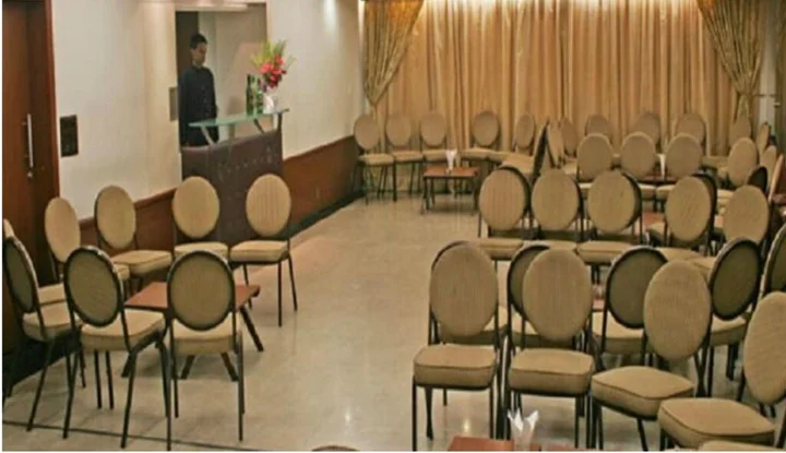 Мумбаи: Diplomat Hotel