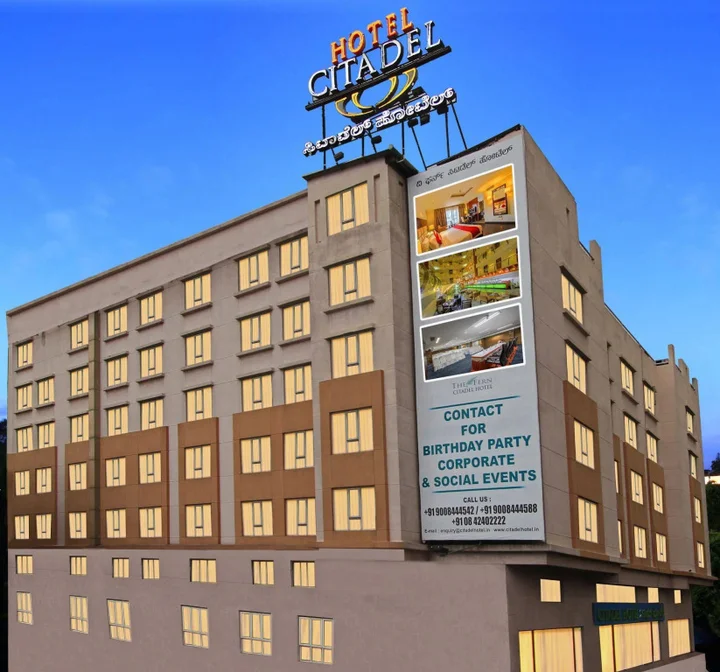 Бангалор: Citadel Sarovar Portico Bengaluru