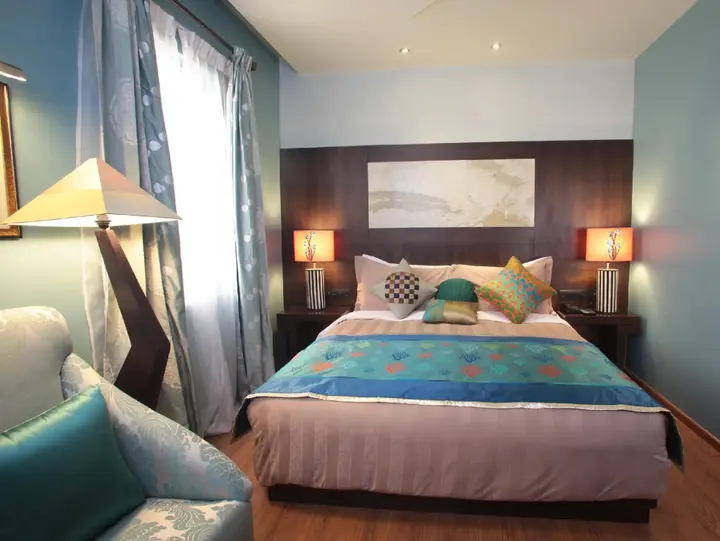Бангалор: juSTa MG Road Hotel