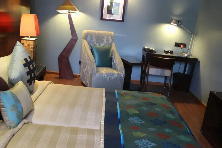 Бангалор: juSTa MG Road Hotel