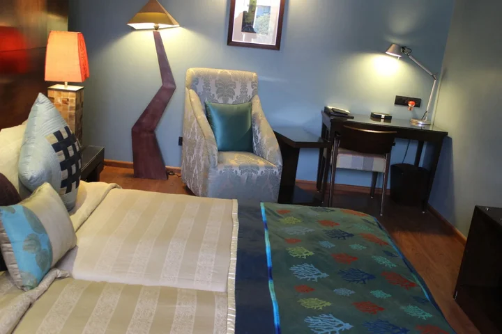 Бангалор: juSTa MG Road Hotel