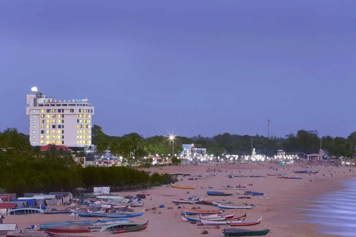 Коллам: The Quilon Beach Hotel and Convention Center