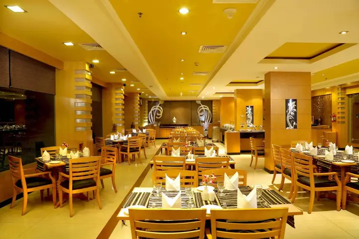 Коллам: The Quilon Beach Hotel and Convention Center