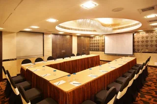 Мумбаи: The Shalimar Hotel