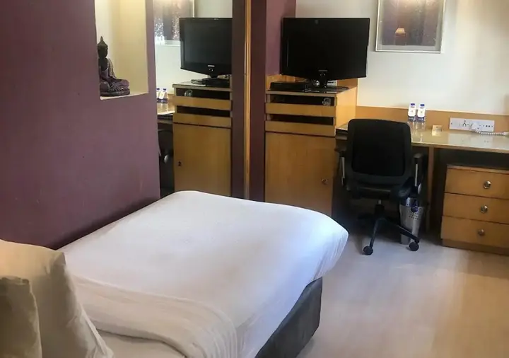 Мумбаи: The Shalimar Hotel