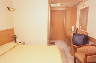 Мумбаи: Hotel Midland - Hostel