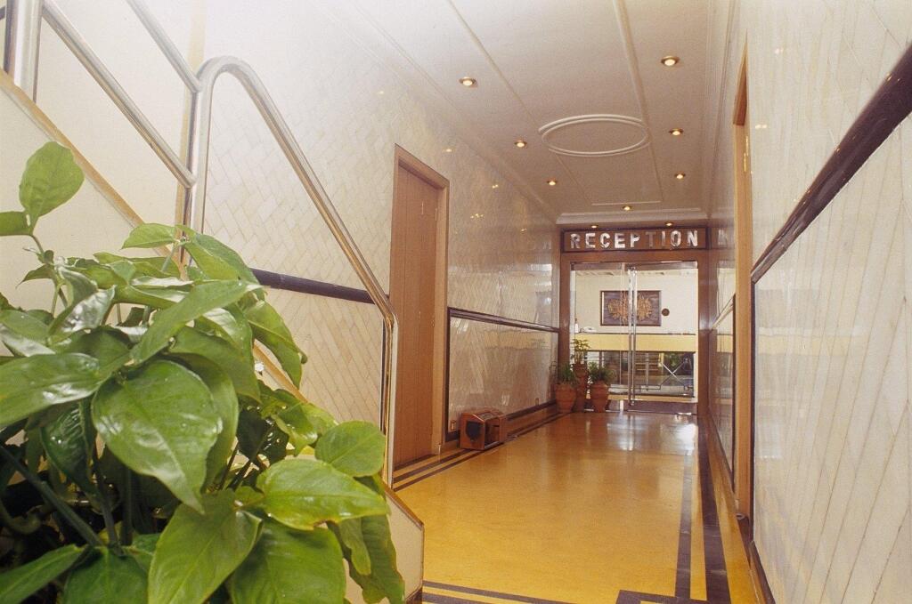Мумбаи: Hotel Midland - Hostel