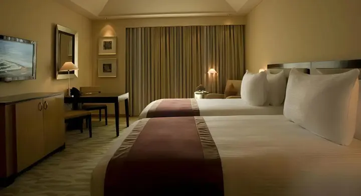 Нью-Дели: The Grand New Delhi
