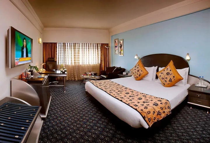 Нью-Дели: The Suryaa New Delhi
