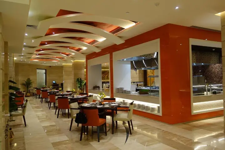 Нью-Дели: The Suryaa New Delhi