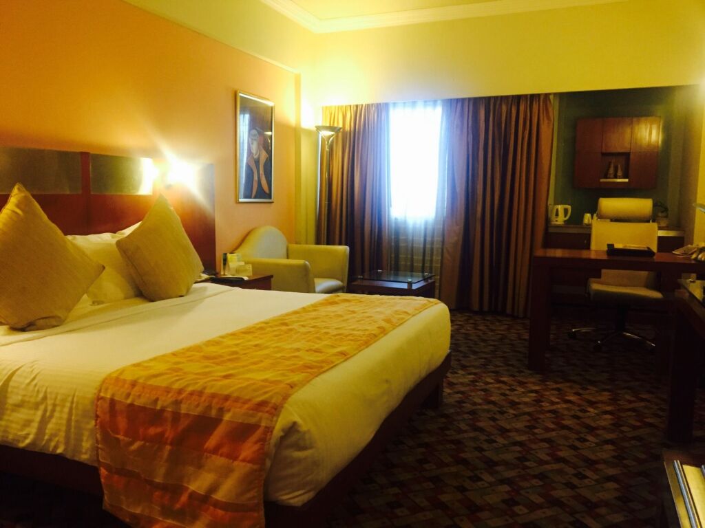 Нью-Дели: The Suryaa New Delhi