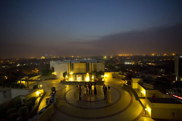 Нью-Дели: The Suryaa New Delhi