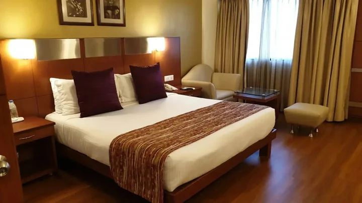 Нью-Дели: The Suryaa New Delhi