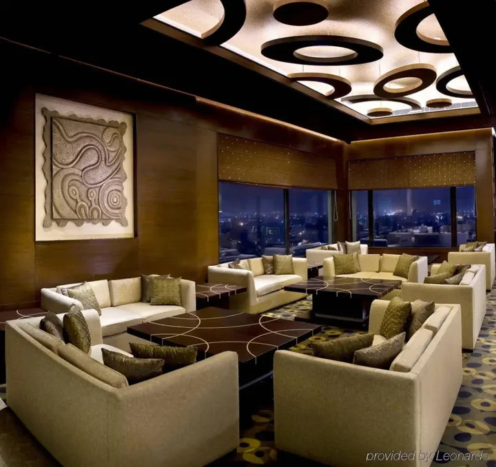 Нью-Дели: The Suryaa New Delhi