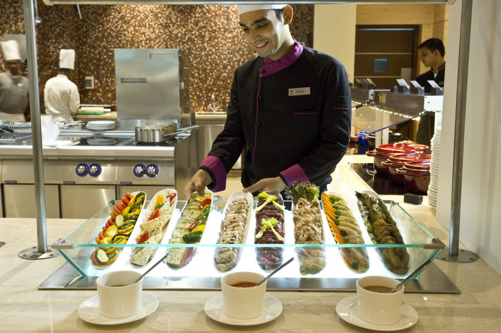 Нью-Дели: The Suryaa New Delhi