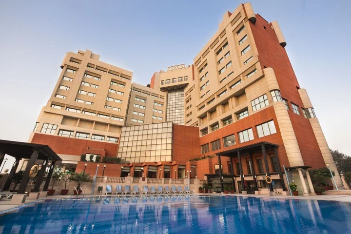 Нью-Дели: The Suryaa New Delhi