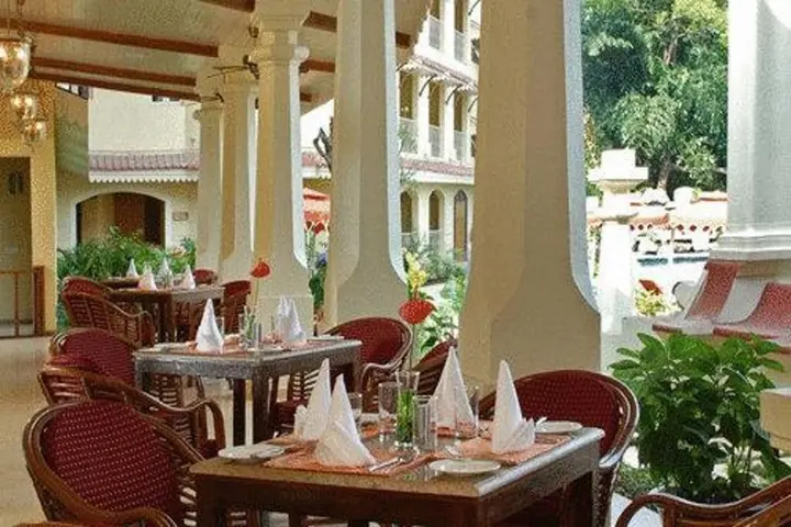 Кандолим: Acron Candolim Regina